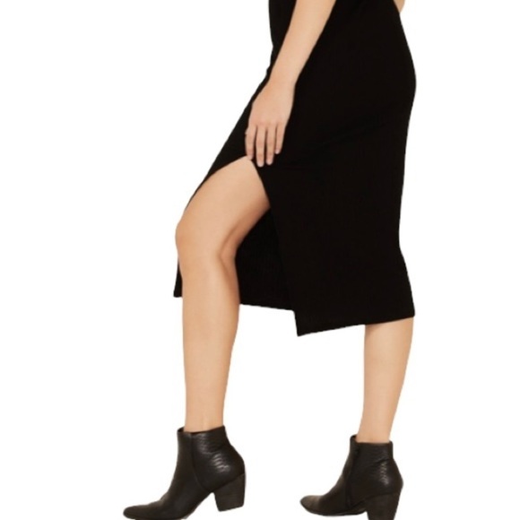 REVEL WOMEN'S RIB-KNIT SIDE SLIT BODYCON DRESS - Picture 3 of 13